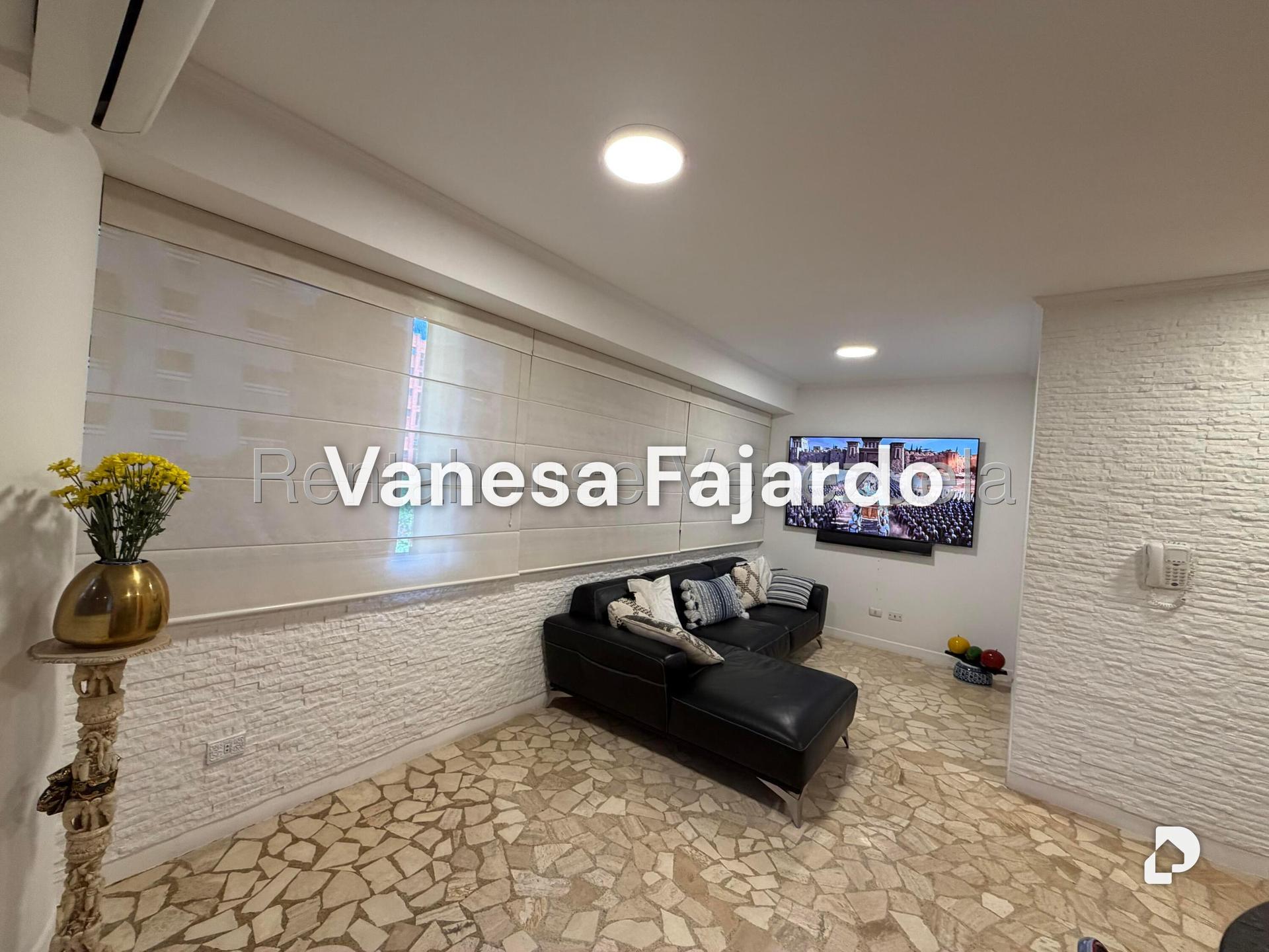 Apartamento en El Rosal, Caracas – 3