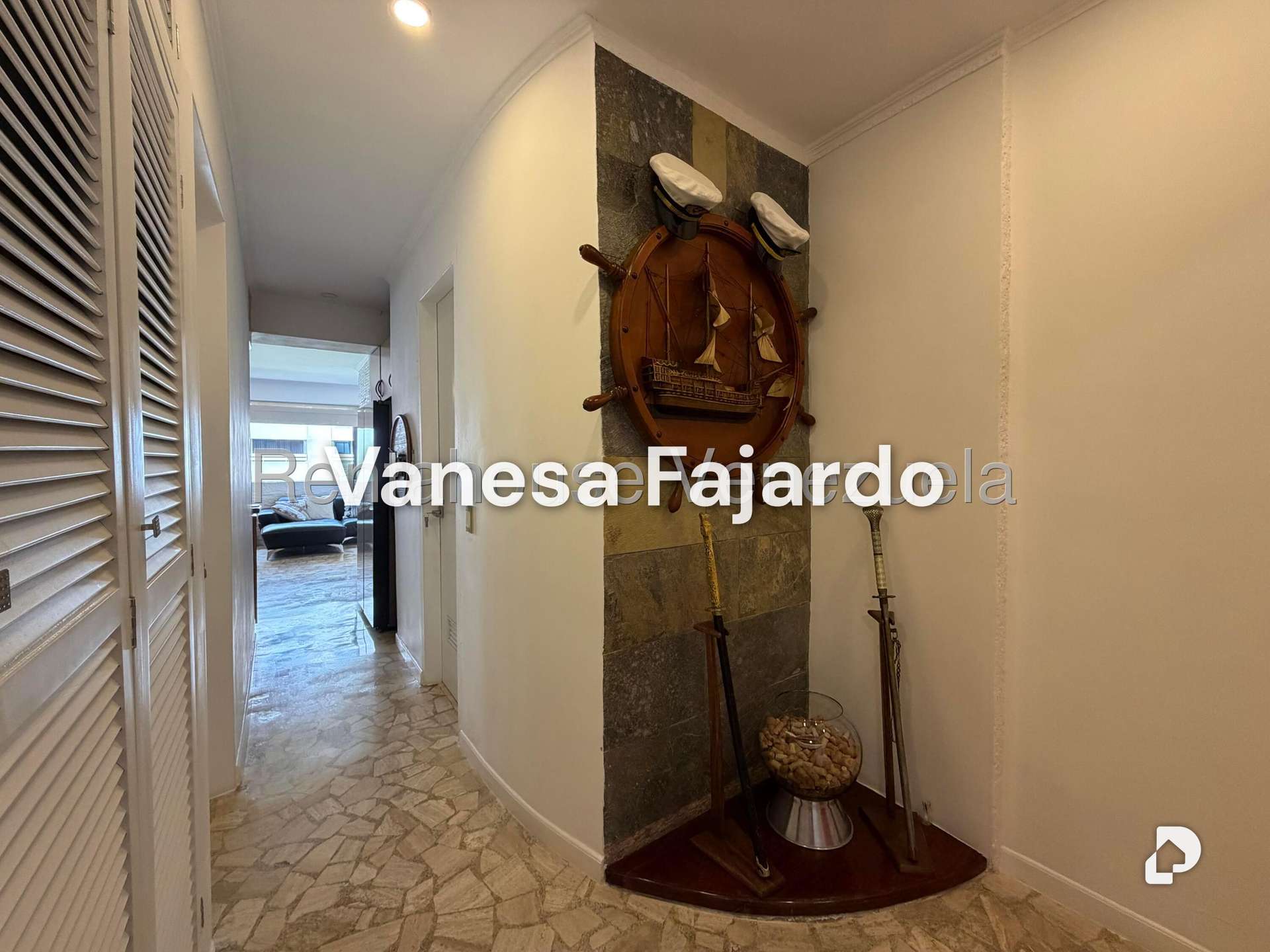 Apartamento en El Rosal, Caracas – 20