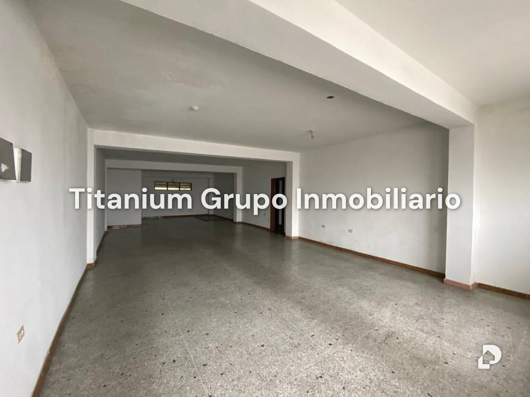 Local comercial en Lisandro Alvarado, Valencia – 3
