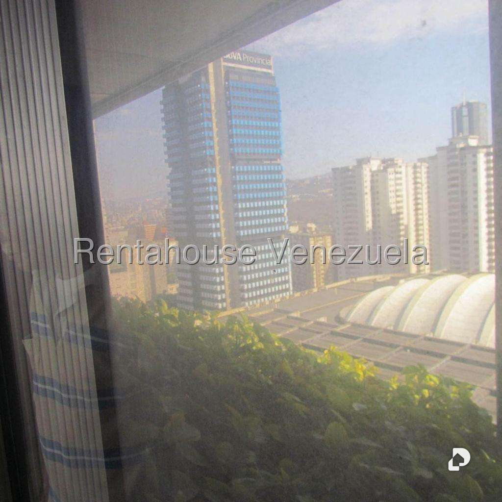 Local comercial en San Bernardino, Caracas – 36