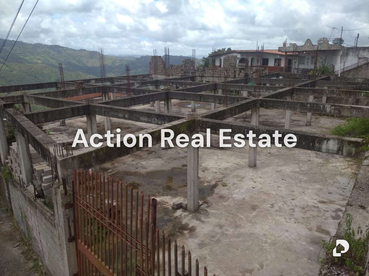 Terreno en Hoyo de la Puerta, Caracas – 4