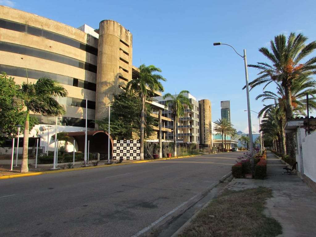 Edificio en Pampatar, Porlamar