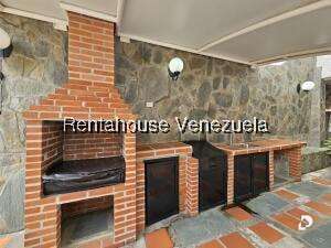Casa en Cumbres de Curumo, Caracas – 86