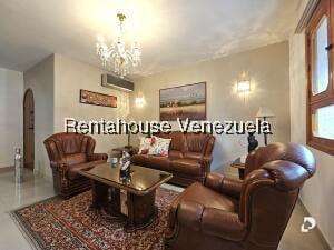 Casa en Cumbres de Curumo, Caracas – 36