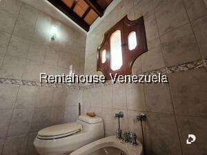 Casa en Cumbres de Curumo, Caracas – 102