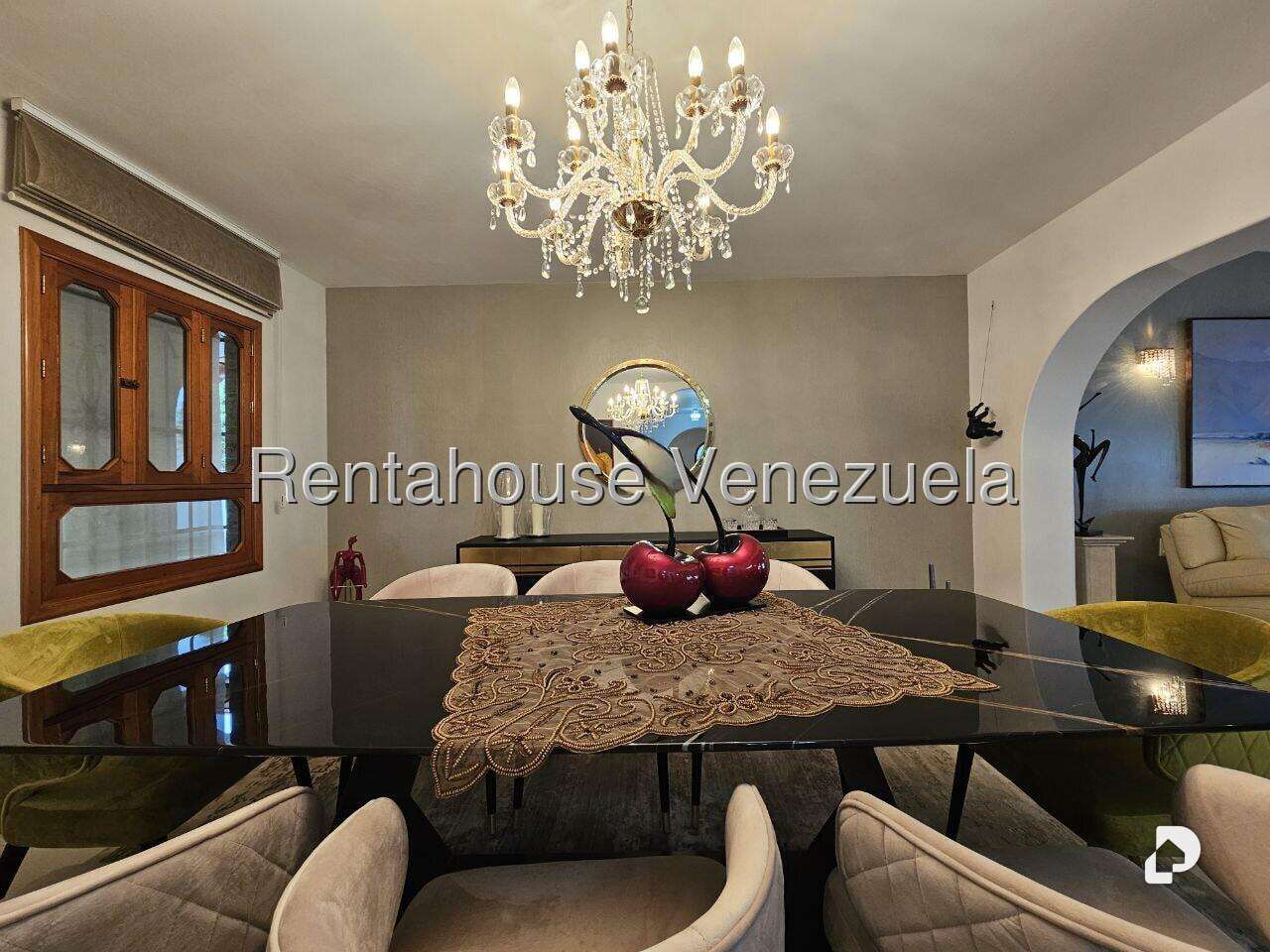 Casa en Cumbres de Curumo, Caracas – 16