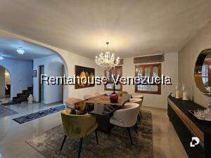 Casa en Cumbres de Curumo, Caracas – 18