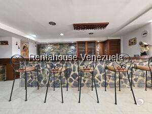 Casa en Cumbres de Curumo, Caracas – 65