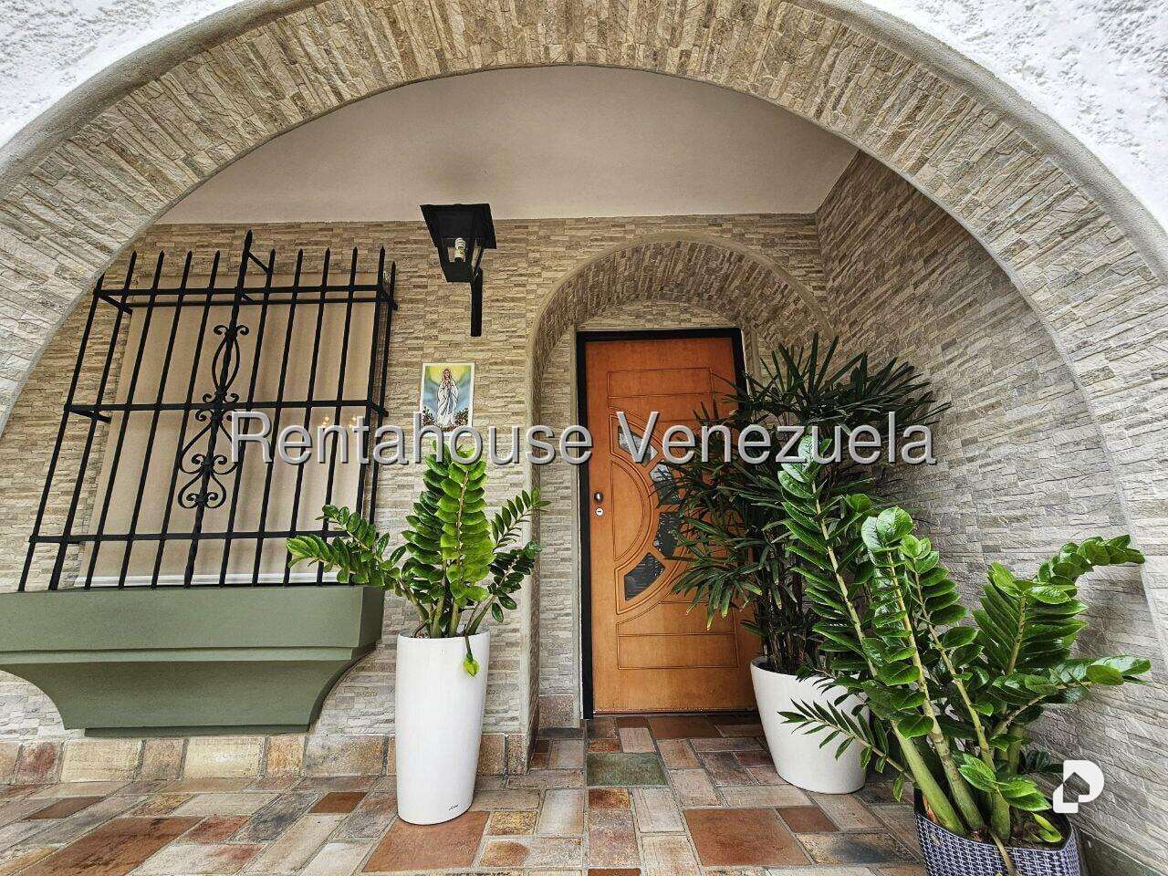 Casa en Cumbres de Curumo, Caracas – 10