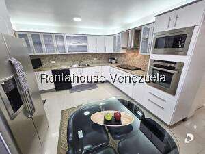 Casa en Cumbres de Curumo, Caracas – 43
