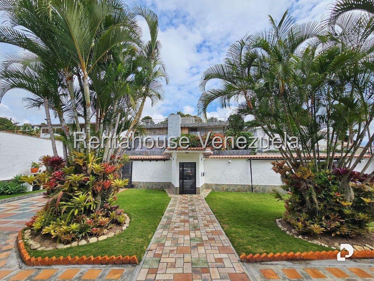 Casa en Cumbres de Curumo, Caracas – 11