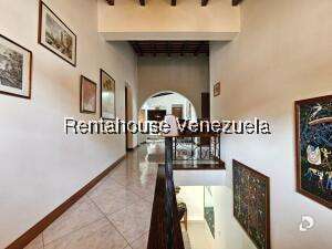 Casa en Cumbres de Curumo, Caracas – 93