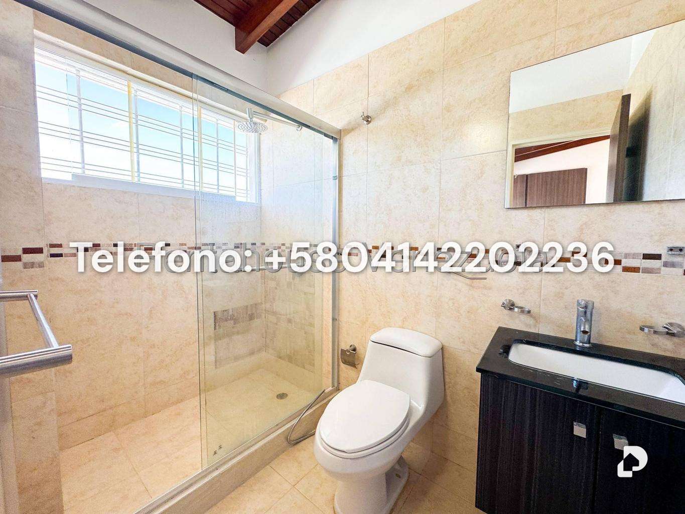 Casa en Prados del Este, Caracas – 62