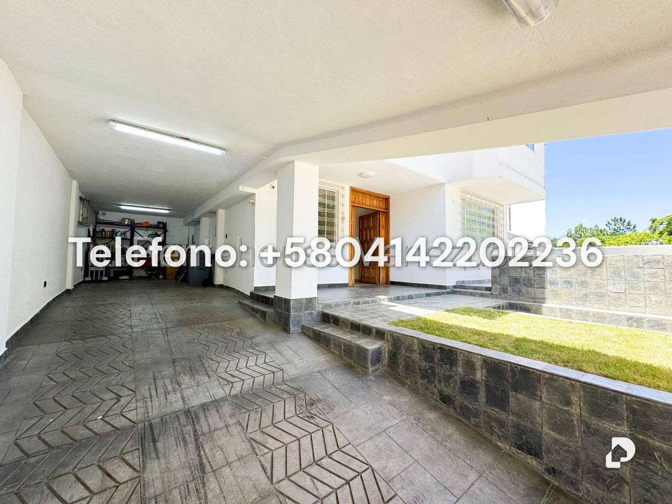 Casa en Prados del Este, Caracas – 63