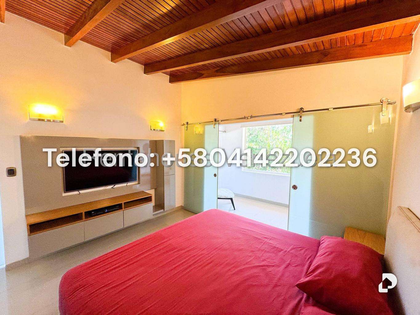 Casa en Prados del Este, Caracas – 35