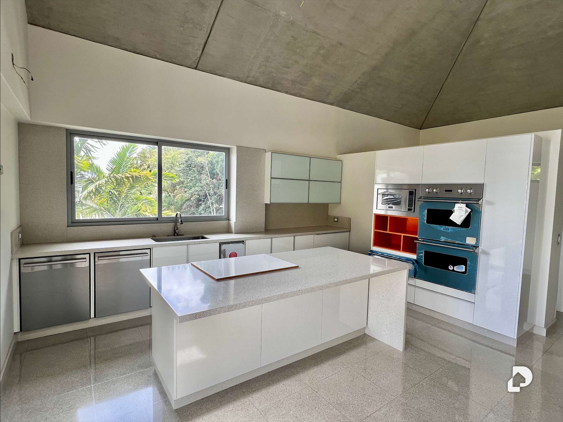 Casa en La Lagunita, Caracas – 9
