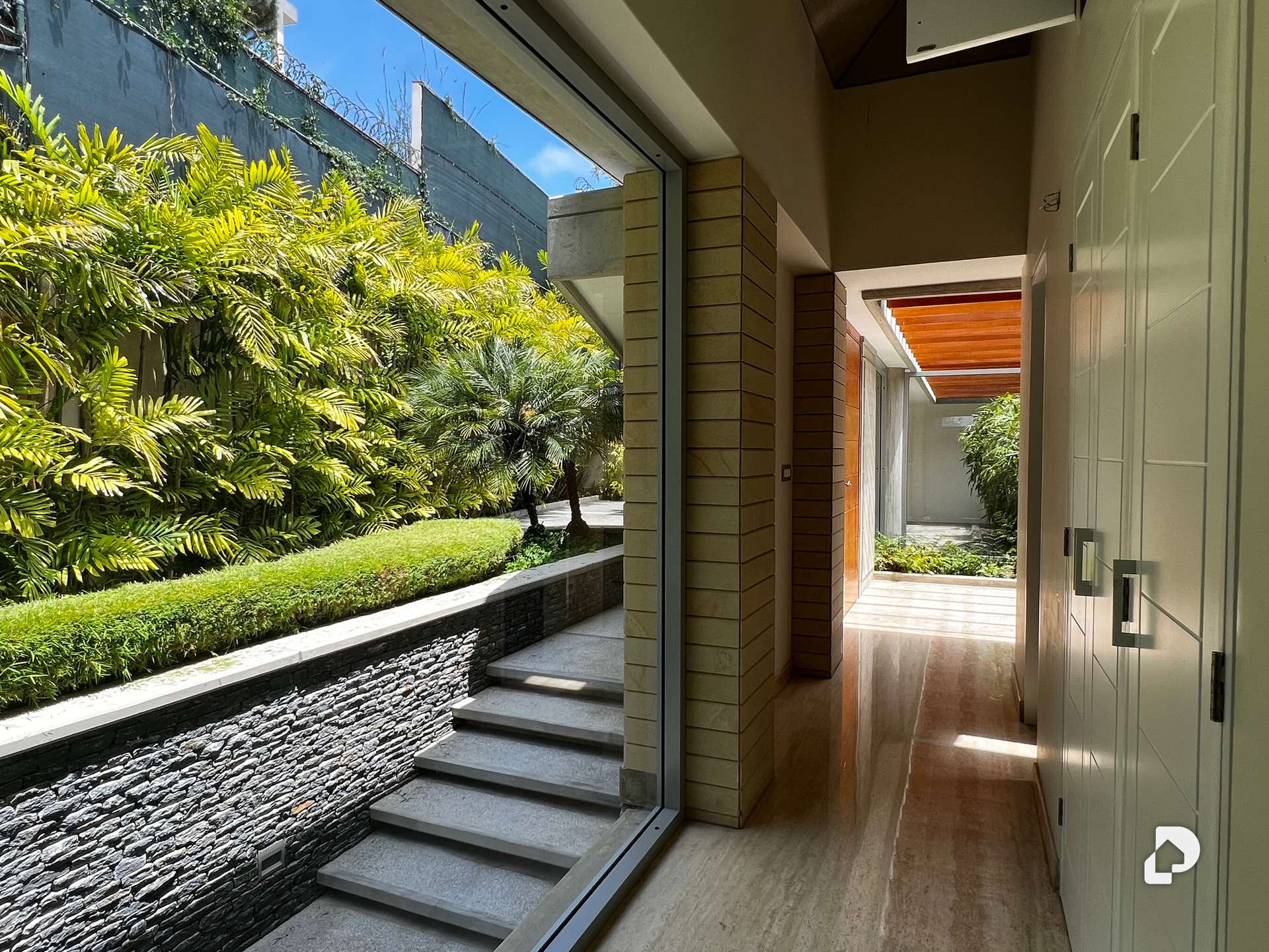 Casa en La Lagunita, Caracas – 18