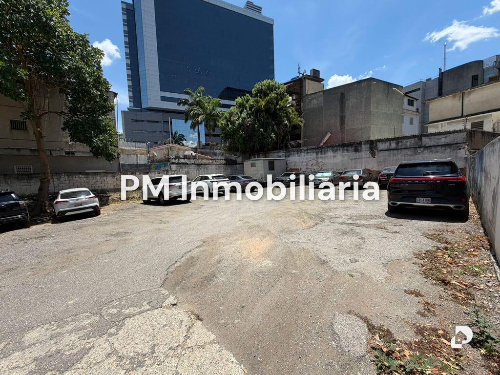 Terreno en Las Mercedes, Caracas – 4