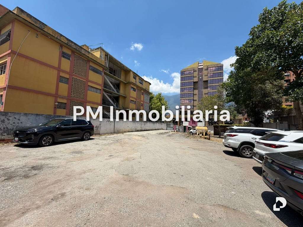 Terreno en Las Mercedes, Caracas – 5