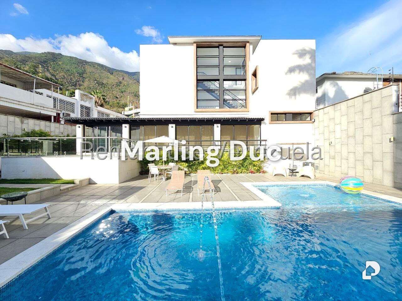 Casa en Altamira, Caracas – 20
