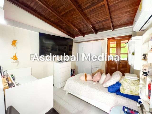 Casa en Alto Prado, Caracas – 8