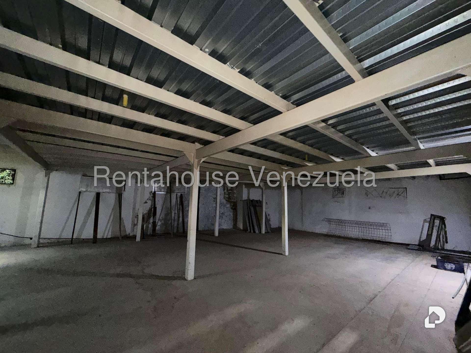 Local comercial en Las Acacias, Caracas – 17