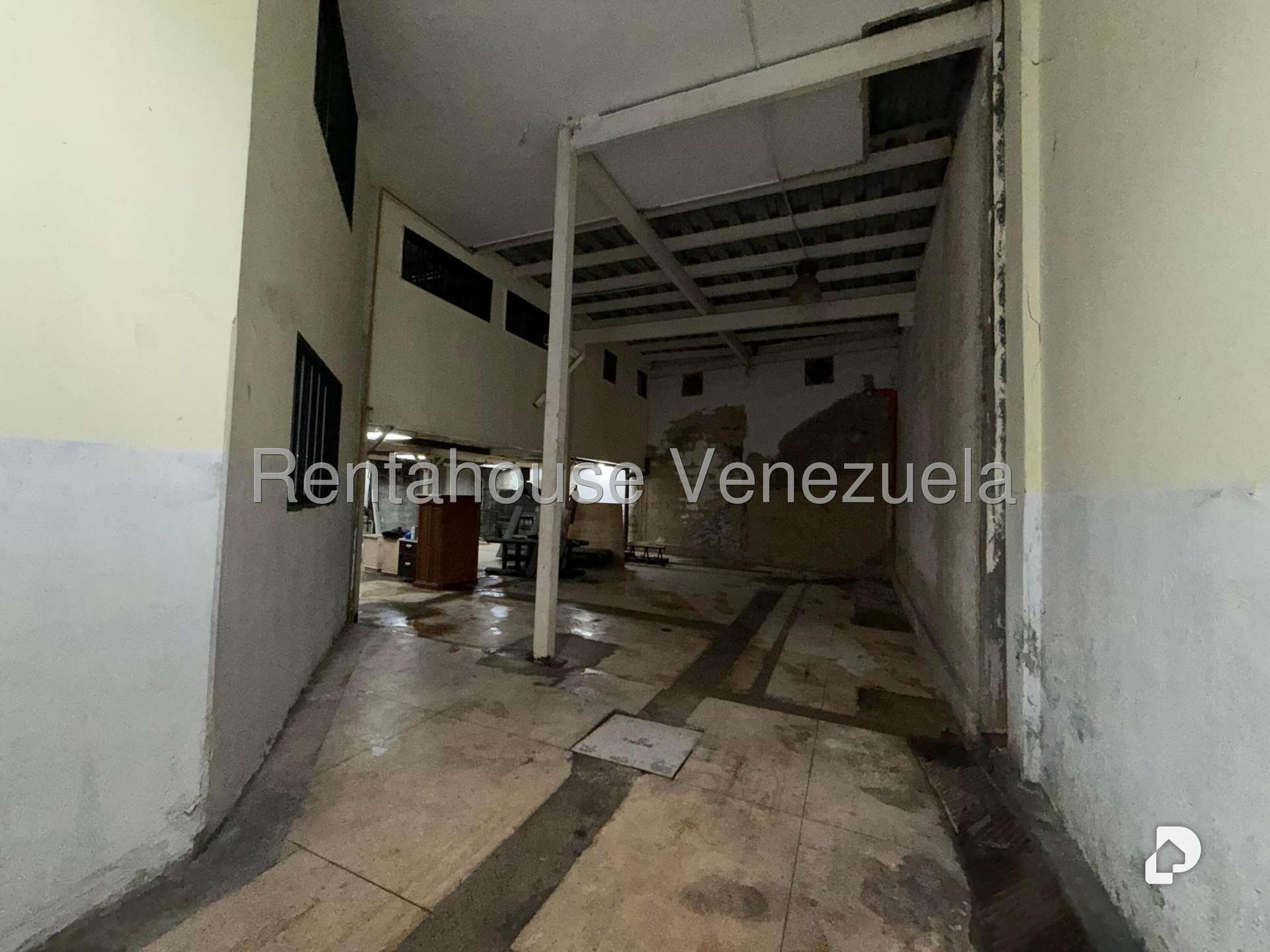Local comercial en Las Acacias, Caracas – 15