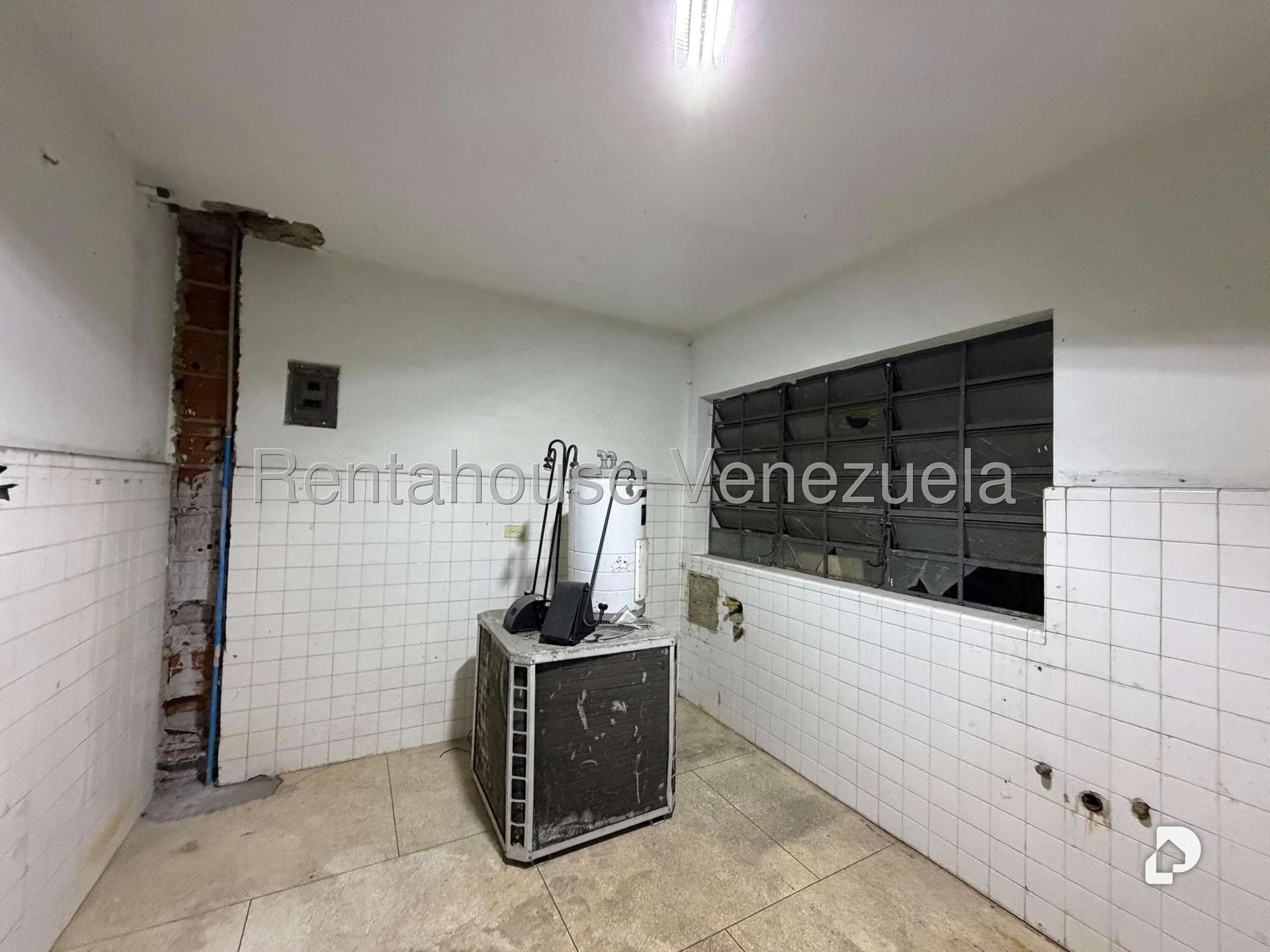 Local comercial en Las Acacias, Caracas – 12