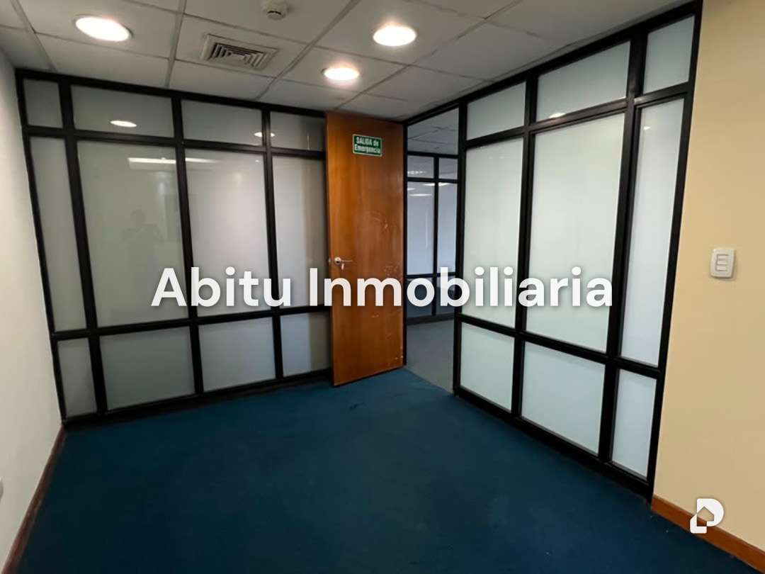 Oficina en Prados del Este, Caracas – 11