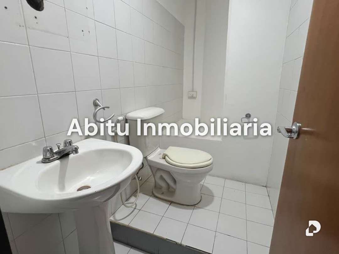 Oficina en Prados del Este, Caracas – 8