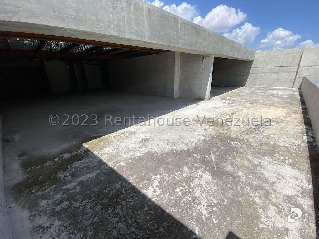 Local comercial en Las Mercedes, Caracas – 26