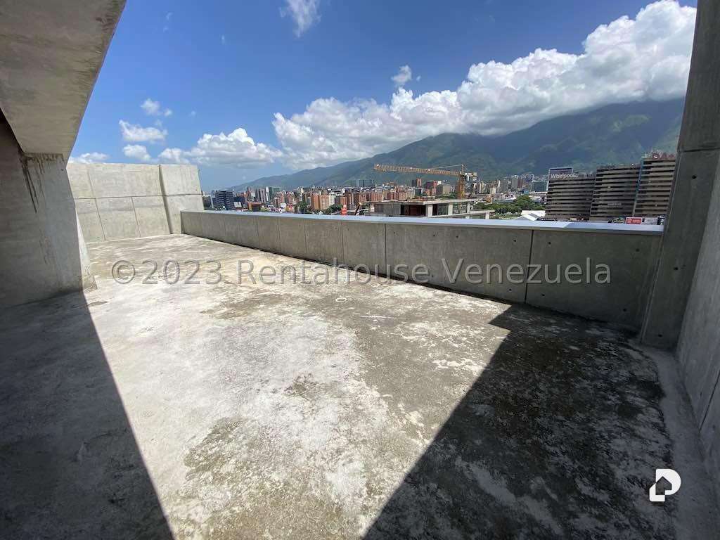 Local comercial en Las Mercedes, Caracas – 17
