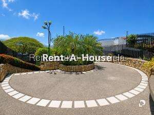 Apartamento en La Arboleda, Maracay – 3