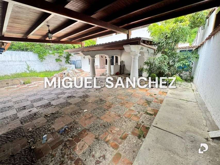 Casa en Santa Paula, Caracas – 4