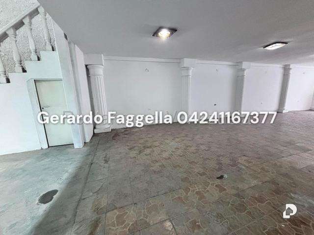 Local comercial en La Trinidad, Caracas – 2