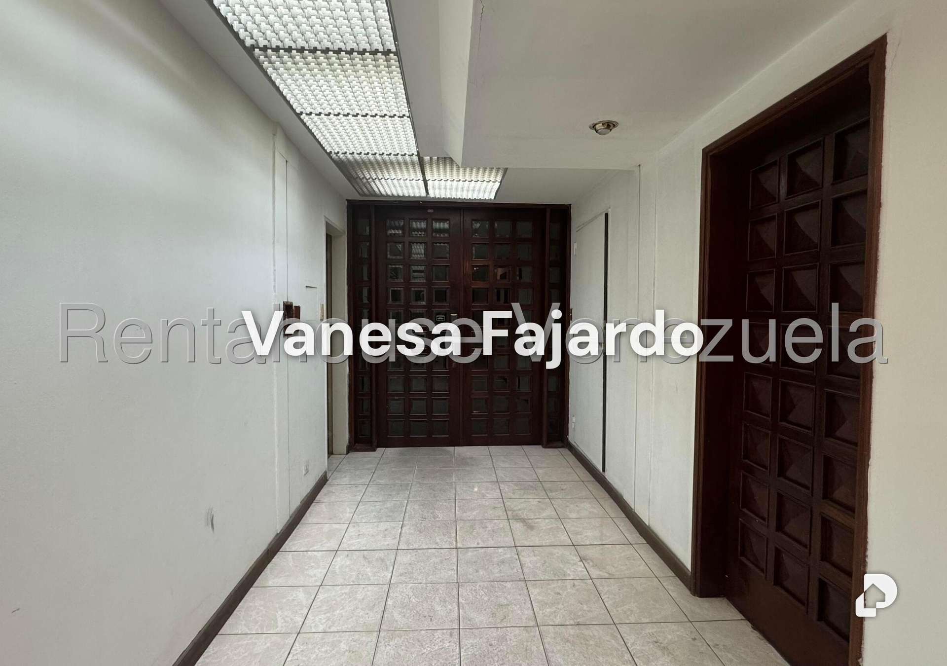 Local comercial en Parroquia Catedral, Caracas – 5