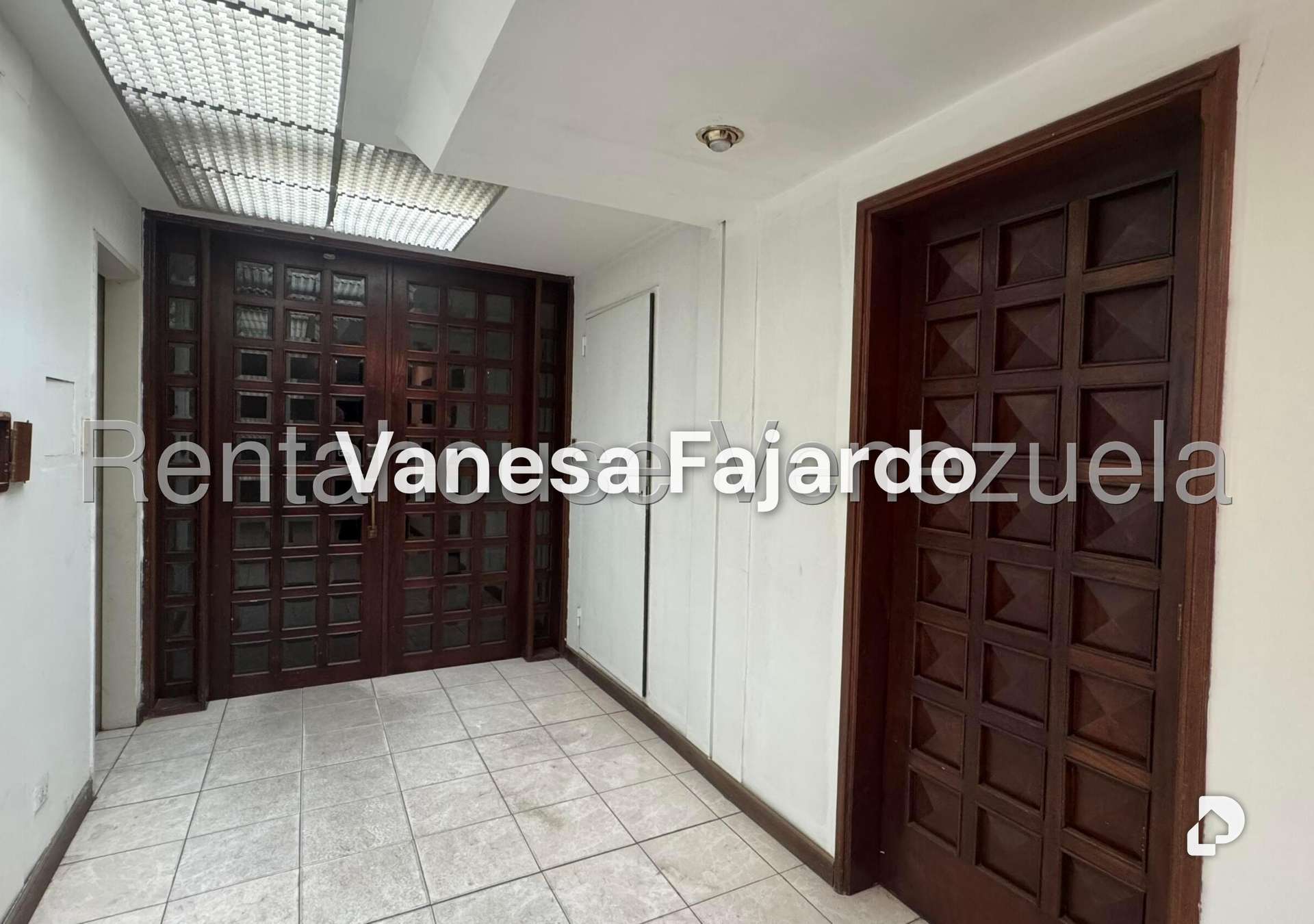 Local comercial en Parroquia Catedral, Caracas – 6