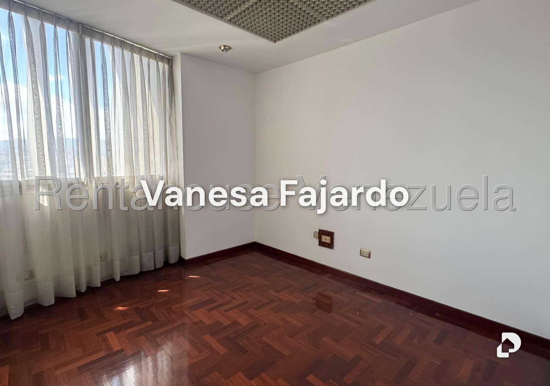 Local comercial en Parroquia Catedral, Caracas – 15