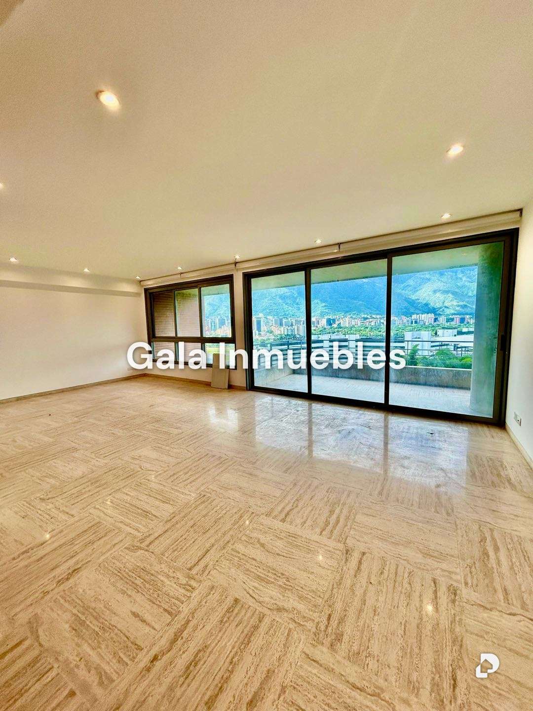 Apartment in Lomas de Las Mercedes, Caracas – 5