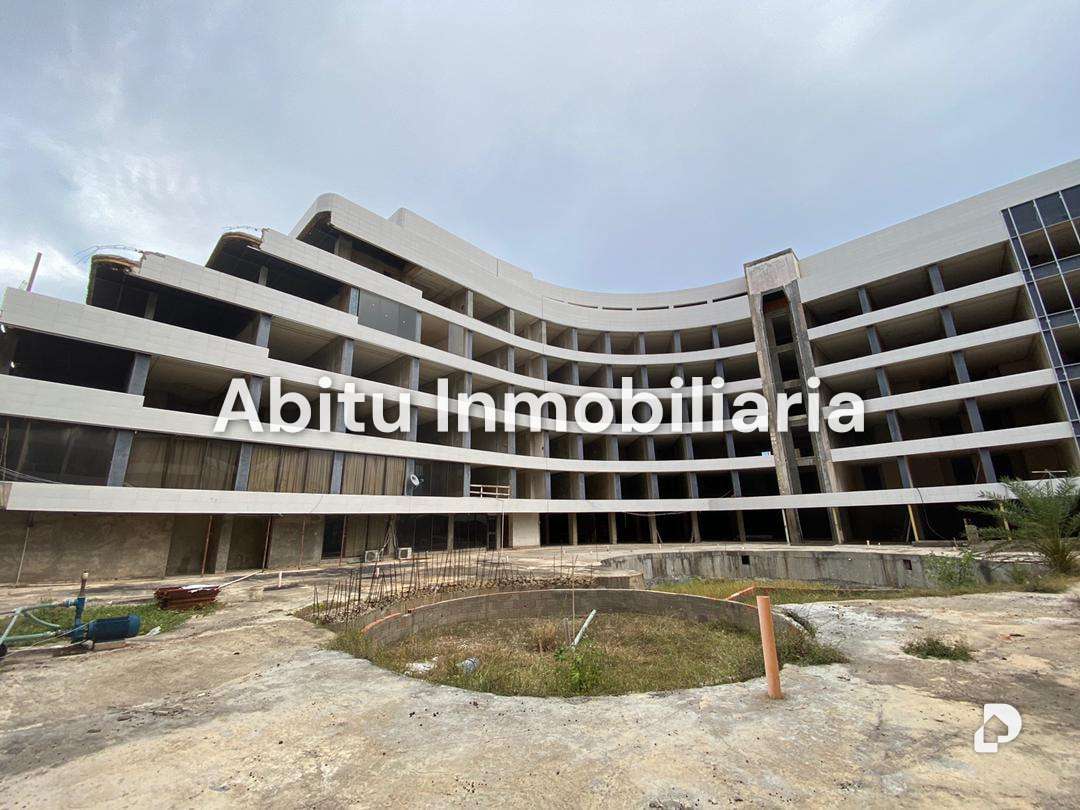 Building in Pampatar, Margarita (sureste) – 1