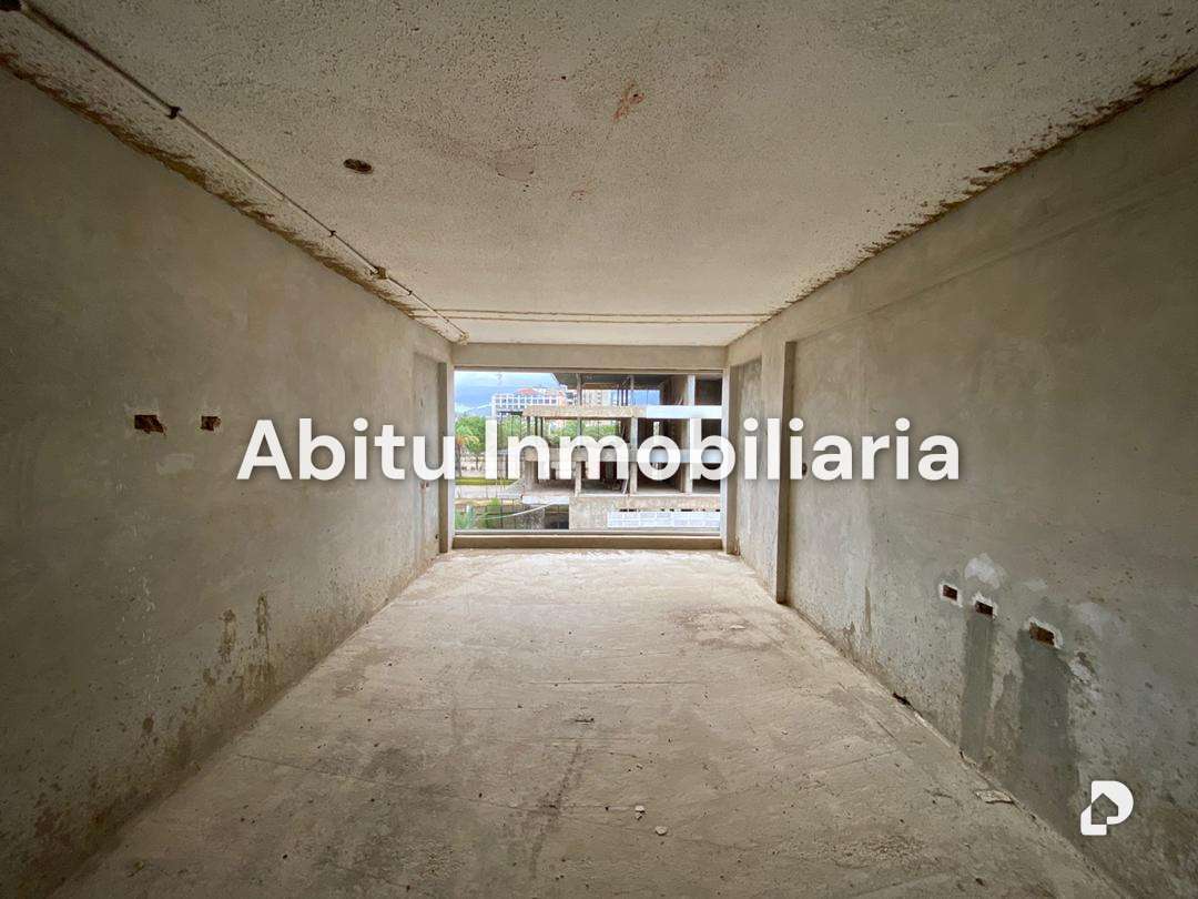 Building in Pampatar, Margarita (sureste) – 3