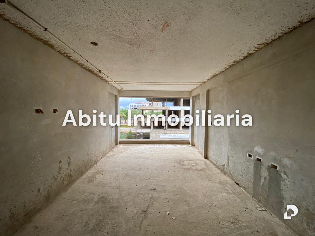 Building in Pampatar, Margarita (sureste) – 3