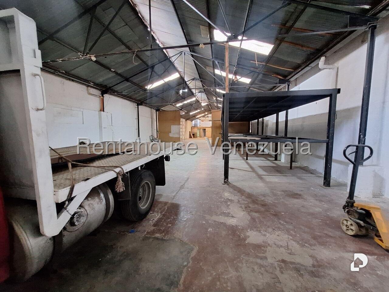 Local comercial en Parroquia Santa Rosalía, Caracas – 4