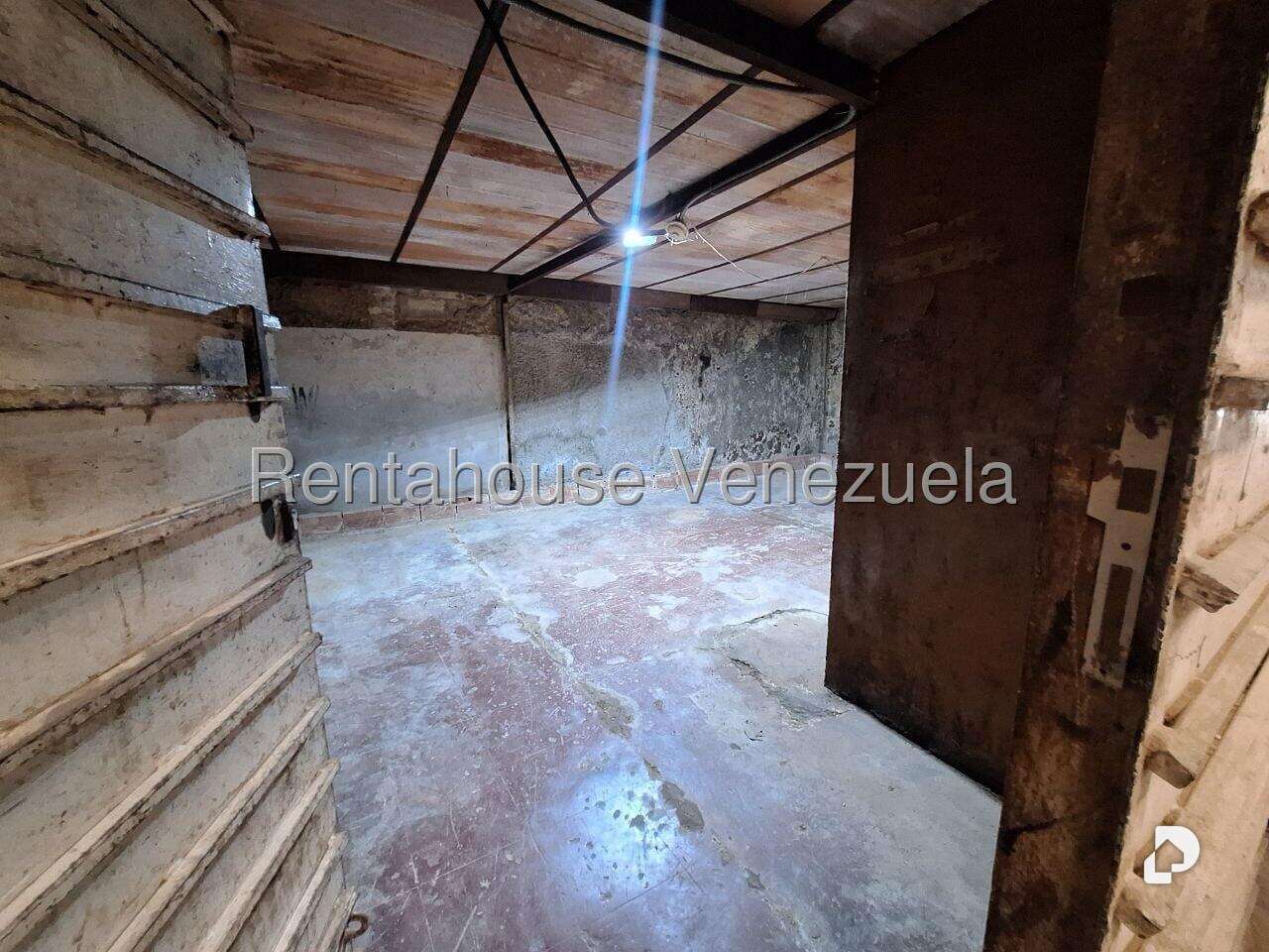 Local comercial en Parroquia Santa Rosalía, Caracas – 7