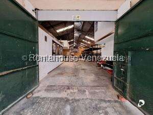 Local comercial en Parroquia Santa Rosalía, Caracas – 2