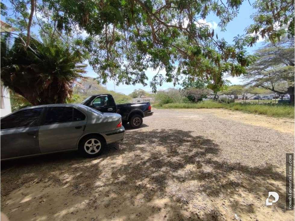 Edificio en Judibana, Punto Fijo – 14