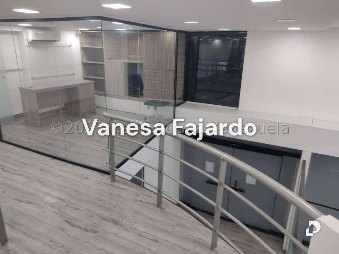 Local comercial en Chacaito, Caracas – 19