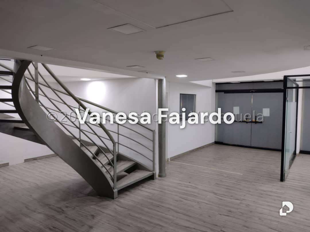 Local comercial en Chacaito, Caracas – 18