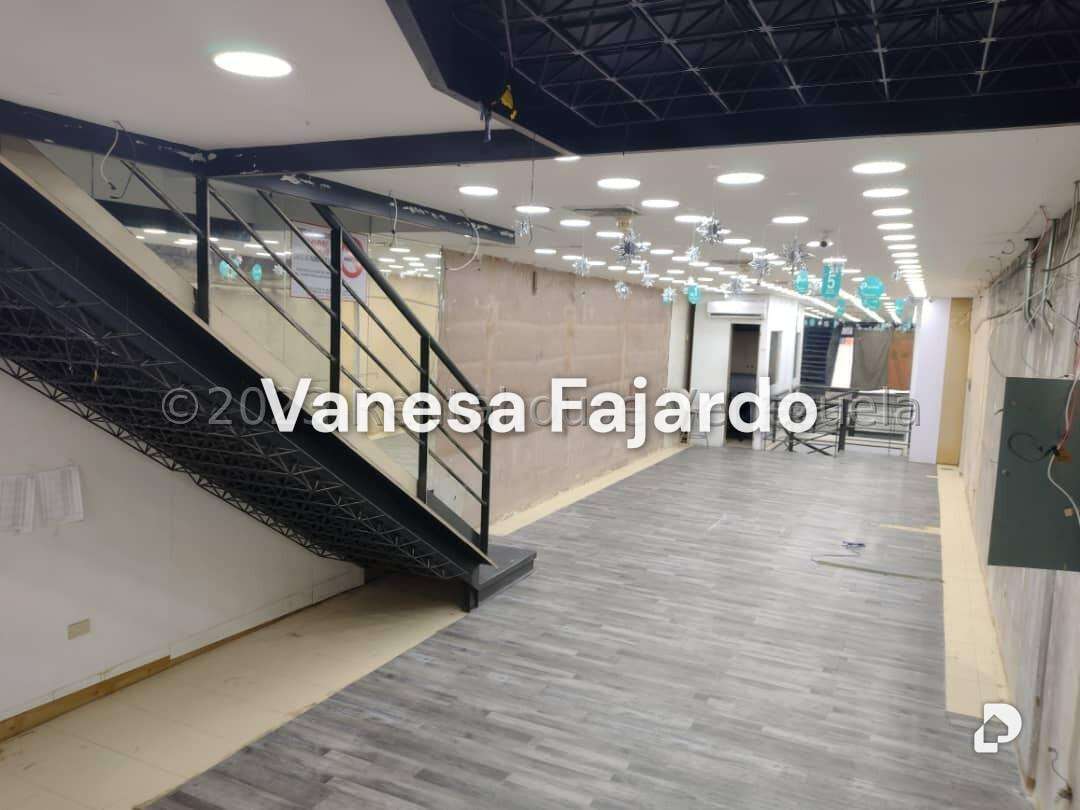 Local comercial en Chacaito, Caracas – 4
