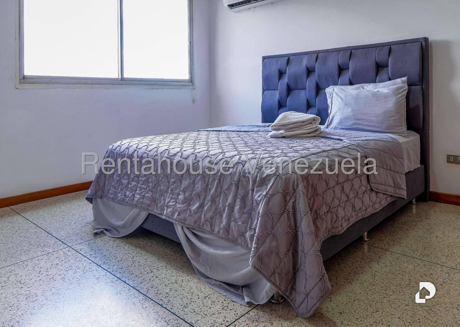Building in Colinas de Bello Monte, Caracas – 26